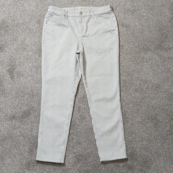 Chico's Denim - Women's "CHICO'S So Slimming Girlfriend", Ankle Jeans Pants; Gray Stripe; Size S
